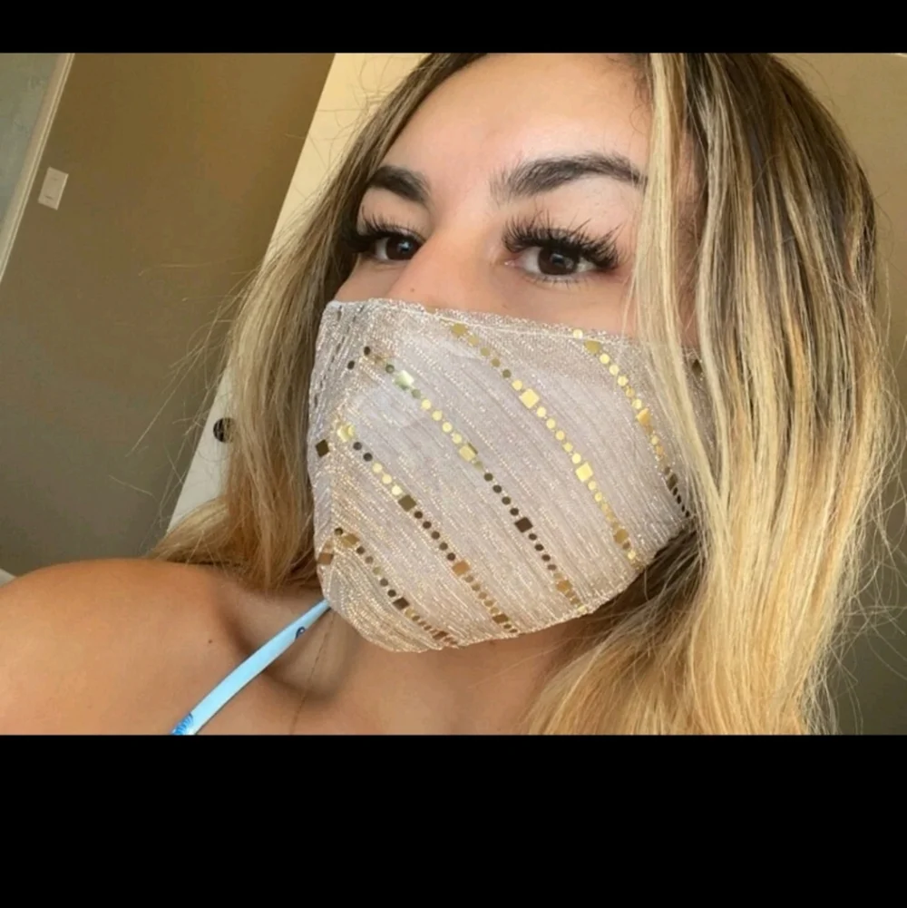 Glammed mask